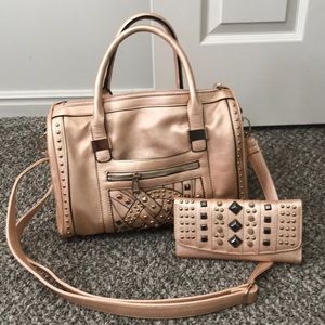 Matching handbag and wallet set